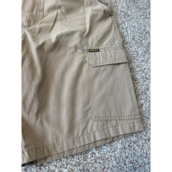STANLEY men's Cargo shorts, size 38; Khaki, lots of pockets - Picture 8 of 9
